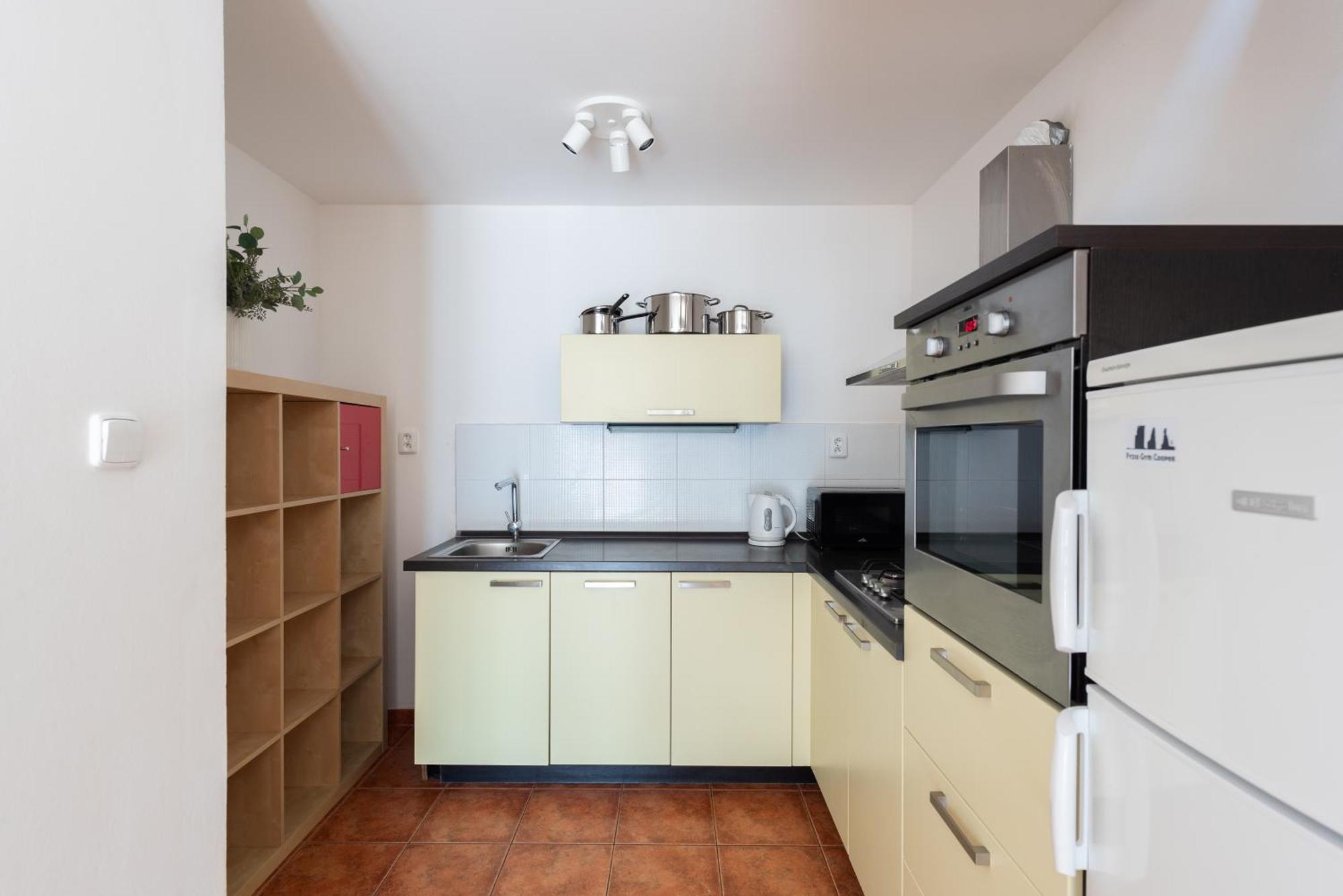 Appartement 2-level With Large Balcony